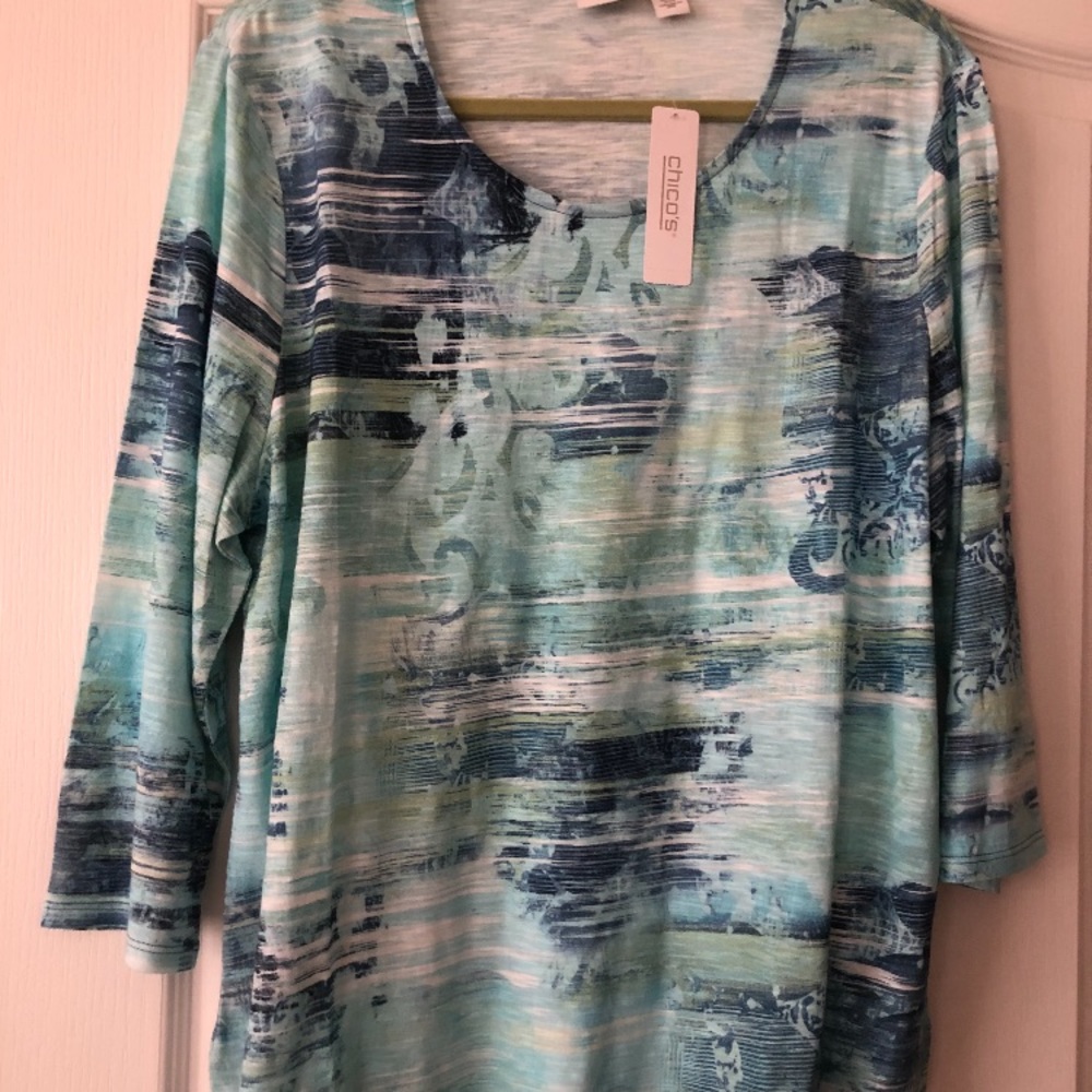 Chico’s top size 3
